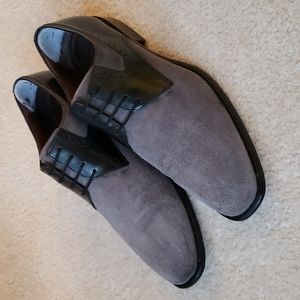 Johnston and Murphy, Gray Suede/Black Leather Derby, Size 10 Medium (D width)